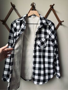 e.Luna Sherpa Lined Plaid Flannel Shirt Jacket (Shacket) Size S